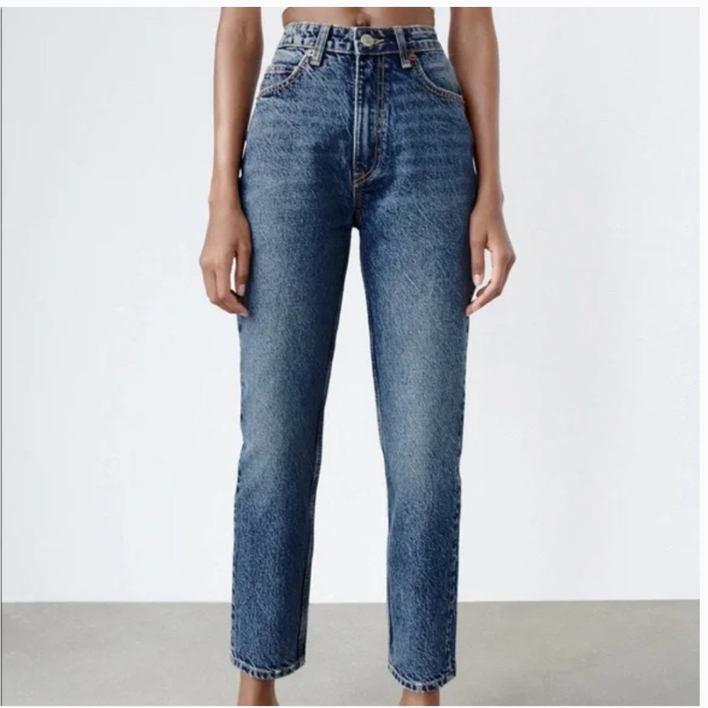NWT zara CLASSIC mom fit jeans